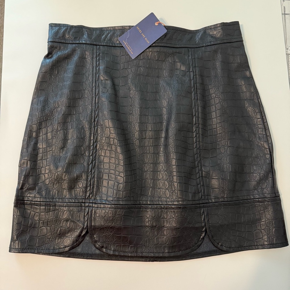 Skies Are Blue Black Mini Pencil Skirt Night Out